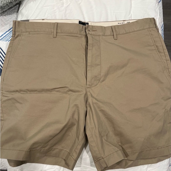 J. Crew stretch chino short - size 38, 7 inch inseam, NWT - Picture 2 of 4
